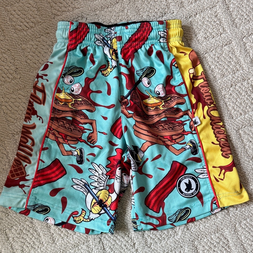 Flow Society Boys Chicken & Waffles Attack Shorts youth size small